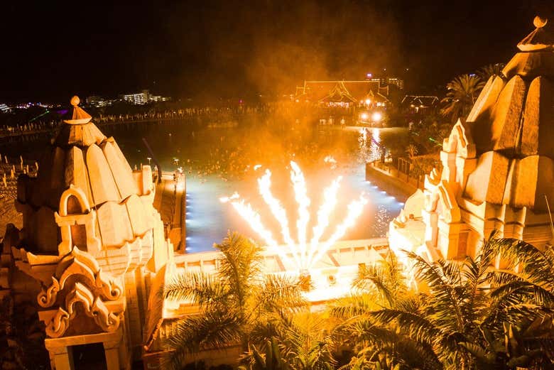Siam Park di sera