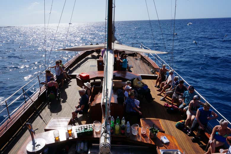 Navigando sulle acque dell'Atlantico